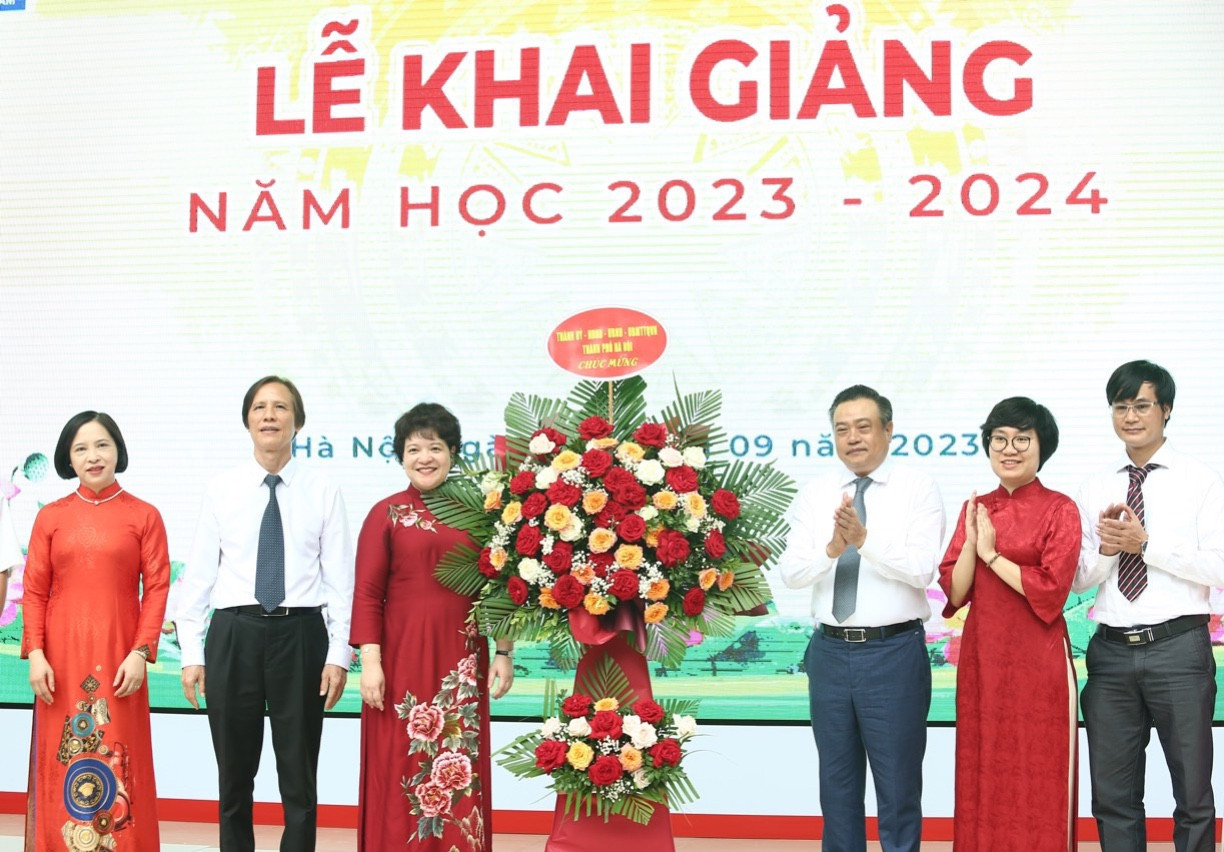 Hân hoan khai giảng năm học mới, Chủ tịch nước gửi thư tới ngành giáo dục ảnh 39