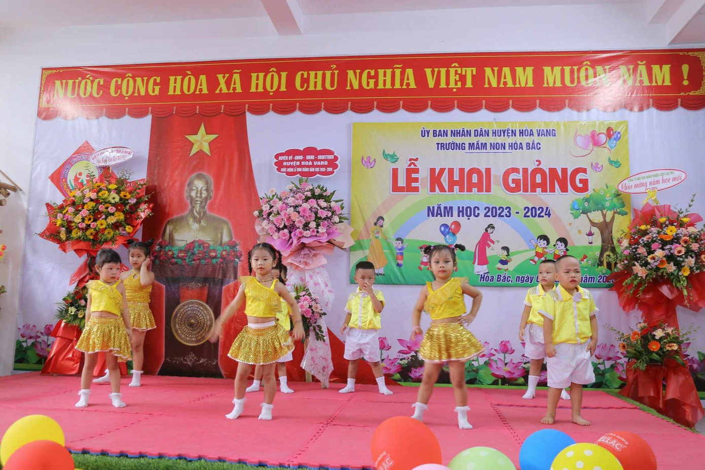 Hân hoan khai giảng năm học mới, Chủ tịch nước gửi thư tới ngành giáo dục ảnh 18