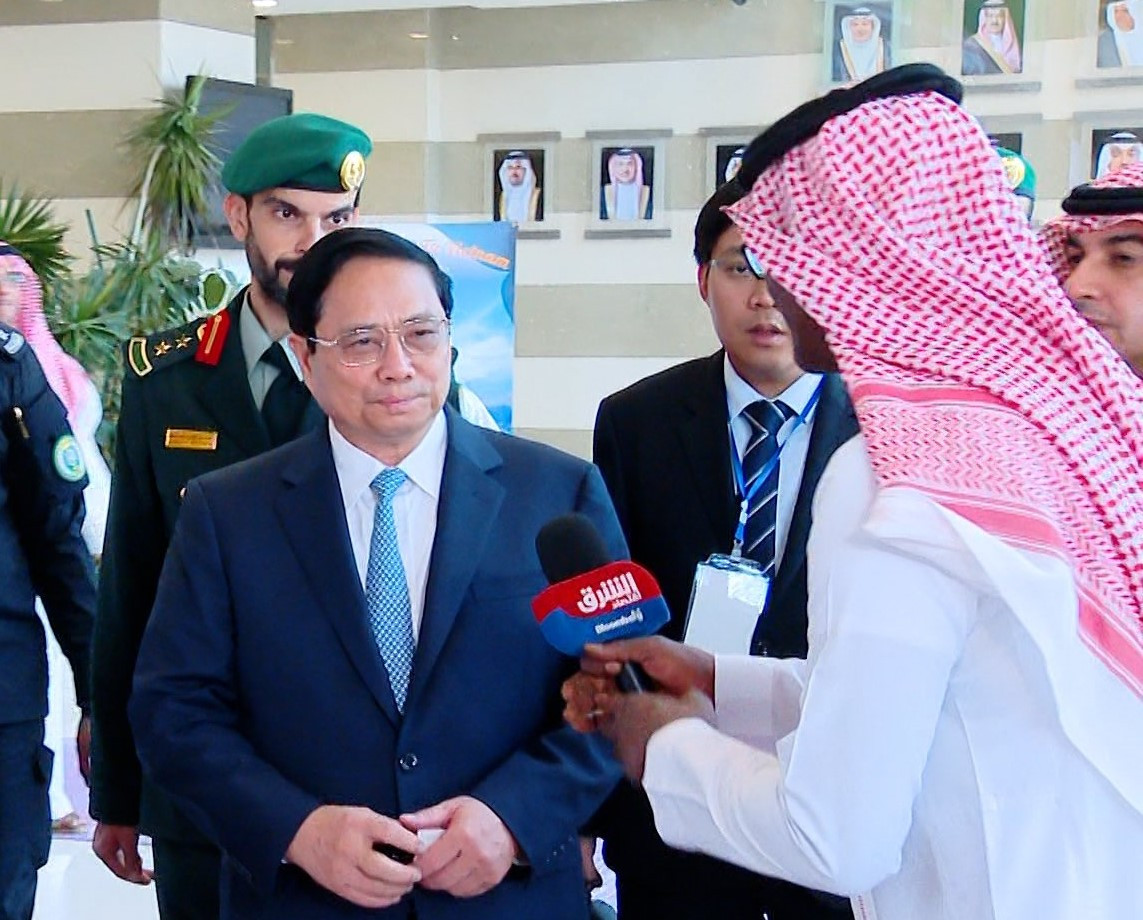 Thủ tướng Phạm Minh Chính trả lời phỏng vấn Thủ tướng Phạm Minh Chính trả lời phỏng vấn