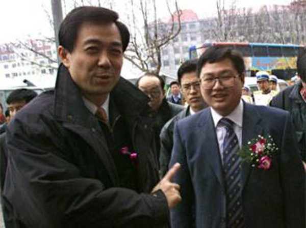 Bạc Hy Lai và Từ Minh (phải)