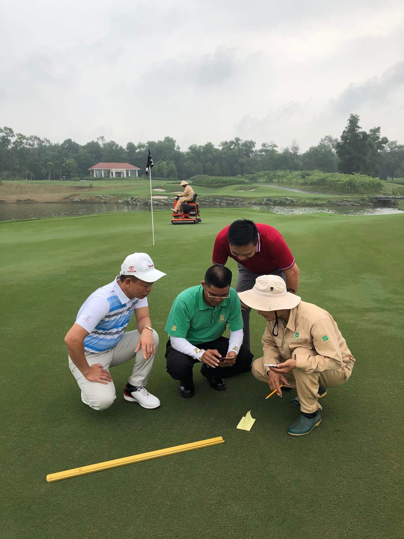 Ai là nhà vô địch Tiền Phong Golf Championship mùa thứ ba? ảnh 47