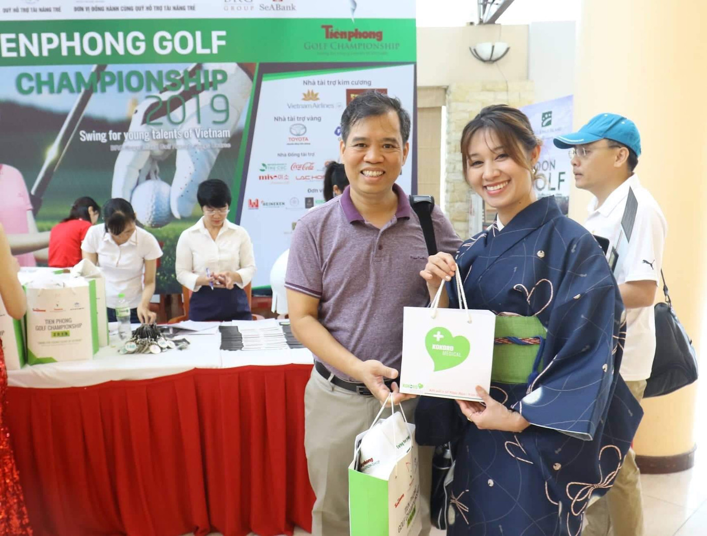 Ai là nhà vô địch Tiền Phong Golf Championship mùa thứ ba? ảnh 38