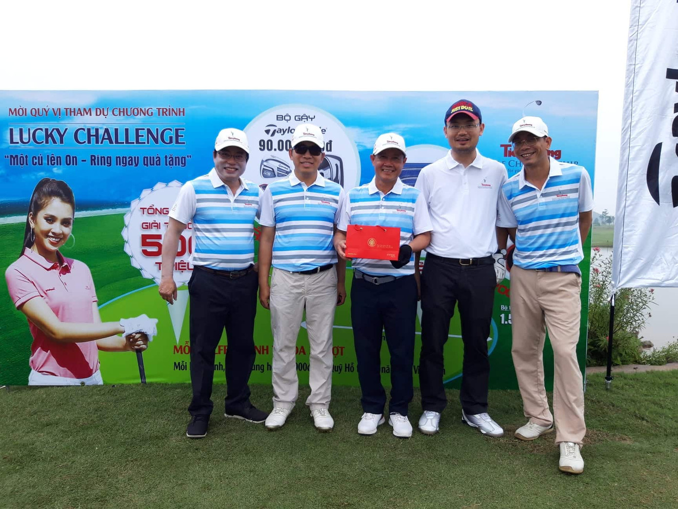 Ai là nhà vô địch Tiền Phong Golf Championship mùa thứ ba? ảnh 9
