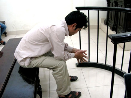 Bị cáo Trần Mạnh Hổ tại tòa