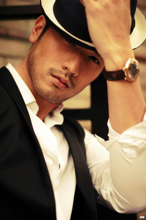 Gặp gỡ siêu mẫu gợi cảm đóng vai nam thần 'Vương Lịch Xuyên' ảnh 10