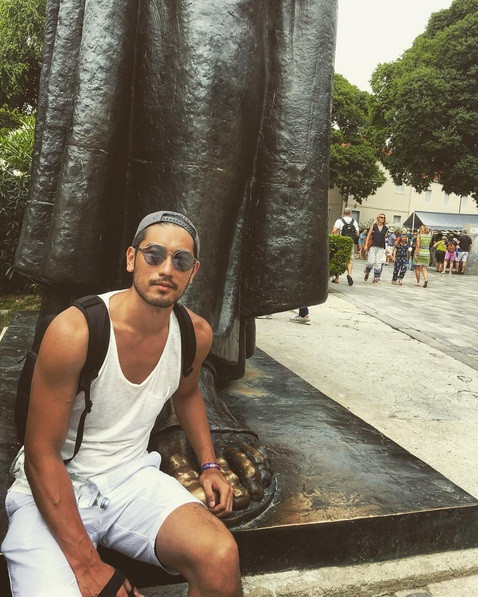 Gặp gỡ siêu mẫu gợi cảm đóng vai nam thần 'Vương Lịch Xuyên' ảnh 16