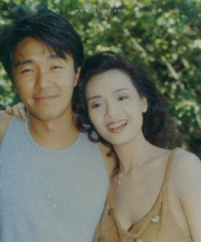 Ngắm bóng hồng rực lửa một thời của 'vua hài' Châu Tinh Trì ảnh 3