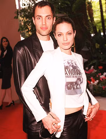 Hình ảnh đầu tiên của các con nhà Brangelina sau khi Jolie đòi ly hôn ảnh 5