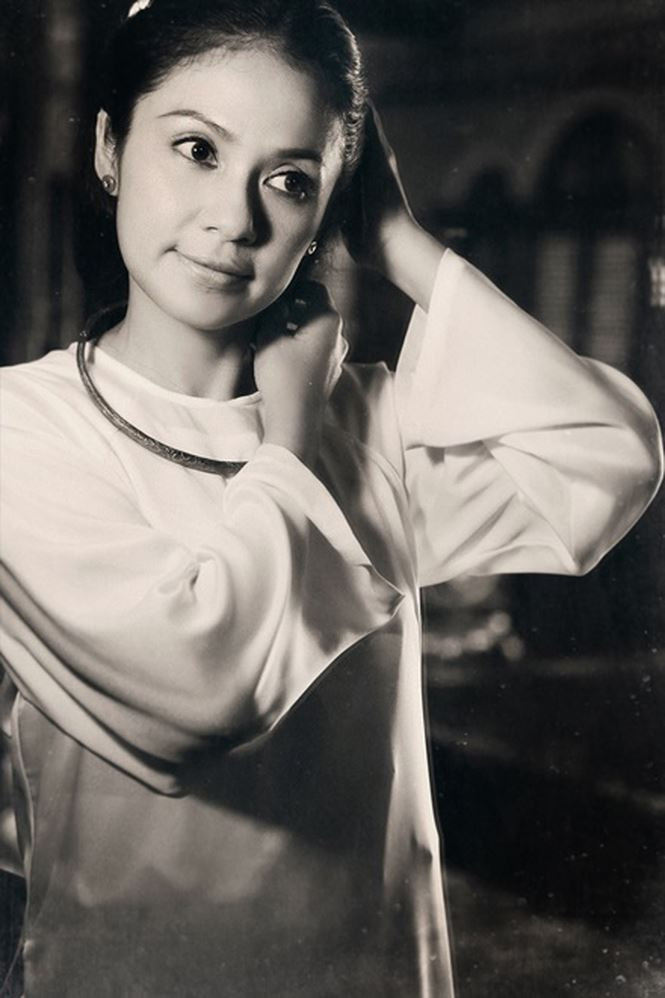 Người đẹp Tây Đô Việt Trinh qua ảnh