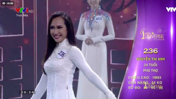 Cô gái dân tộc Ê đê H'hen Niê đăng quang HHHV Việt Nam 2017 ảnh 16