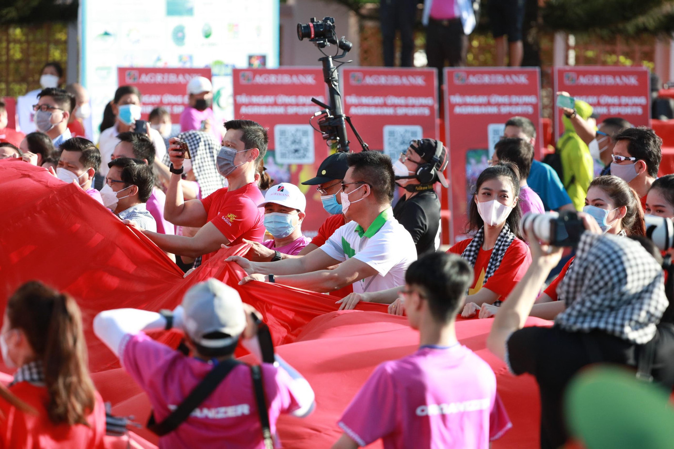 Thượng cờ Tổ quốc ở Côn Đảo linh thiêng ảnh 24 Thượng cờ Tổ quốc ở Côn Đảo linh thiêng ảnh 24