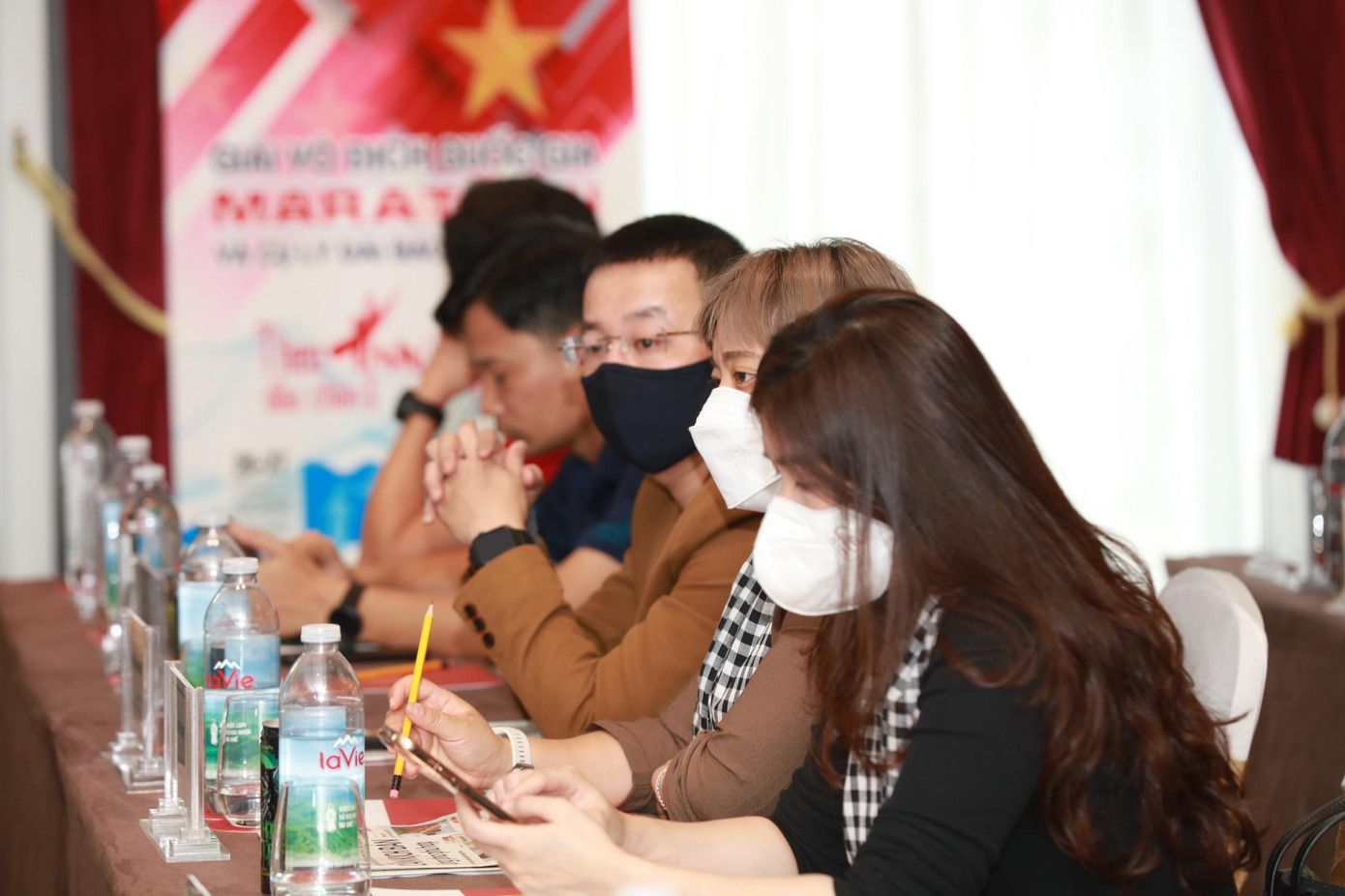 Theo dấu chân huyền thoại ảnh 17