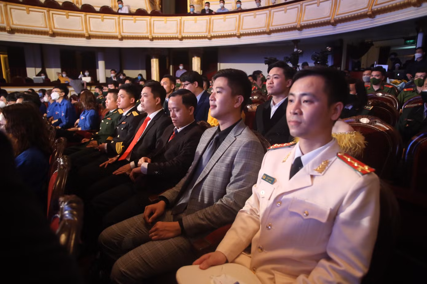 Các Gương mặt trẻ Việt Nam tiêu biểu và triển vọng năm 2021 dự lễ tuyên dương Các Gương mặt trẻ Việt Nam tiêu biểu và triển vọng năm 2021 dự lễ tuyên dương
