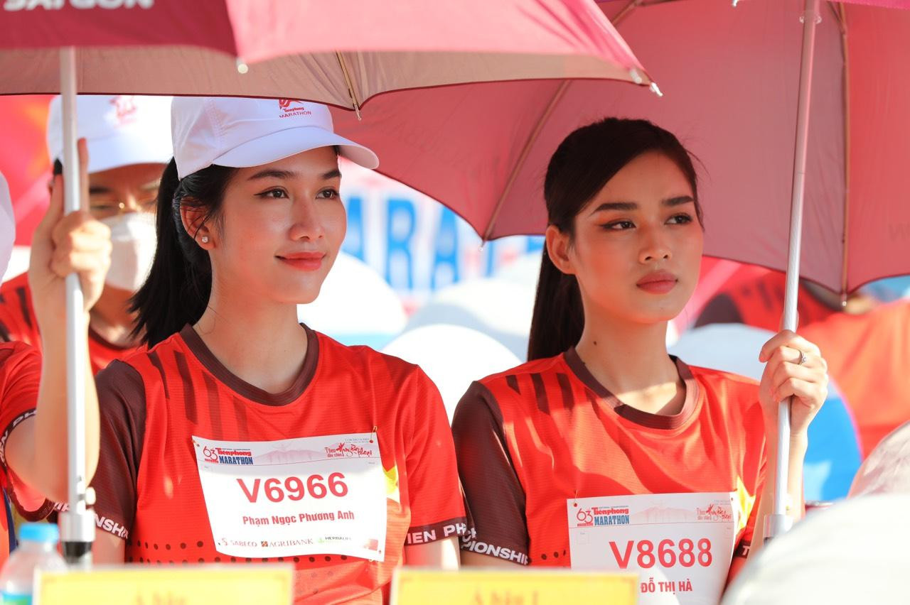 Chạy đồng hành cùng Tiền Phong Marathon 2022 ảnh 23