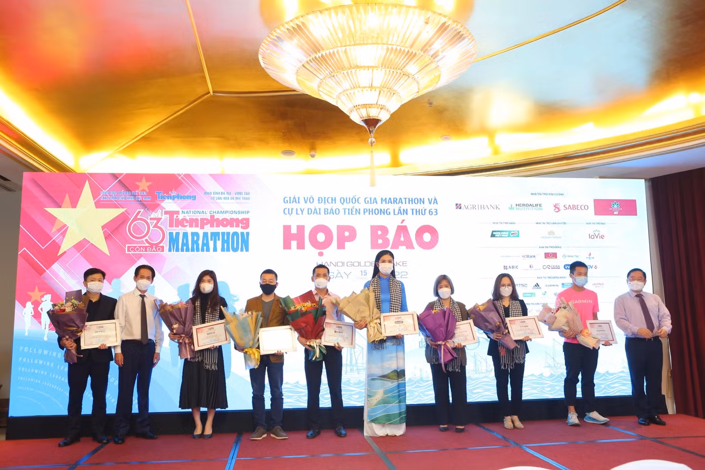 Theo dấu chân huyền thoại ảnh 26 Theo dấu chân huyền thoại ảnh 26