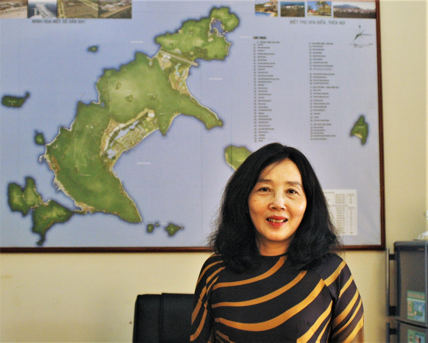 Chị Thụy Nga là đoàn viên xung phong ra Côn Đảo những năm 1990, hiện là Phó chủ tịch UBND huyện Côn Đảo. Ảnh: Trần Nguyên Anh Chị Thụy Nga là đoàn viên xung phong ra Côn Đảo những năm 1990, hiện là Phó chủ tịch UBND huyện Côn Đảo. Ảnh: Trần Nguyên Anh