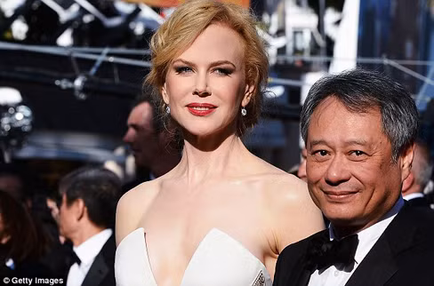 Diễn viên Nicole Kidman và đạo diễn Lý An trên thảm đỏ bế mạc LHP Cannes 66