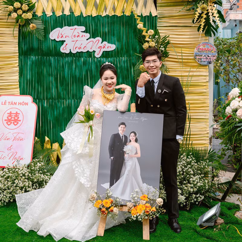 Cặp đôi có đám cưới ý nghĩa, đáng nhớ.