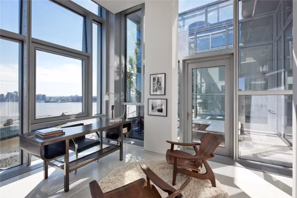 Căn hộ này có ban công rất rộng. Nhìn từ bên ngoài tòa nhà. Đây là bản thiết kế của căn hộ 23A