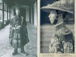 Vua nào của triều Nguyễn bị người đời mỉa mai là sư tổ của nghề nịnh nọt?