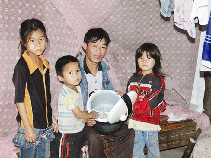 Tình cảnh bốn cha con anh Hoàng Văn Thanh