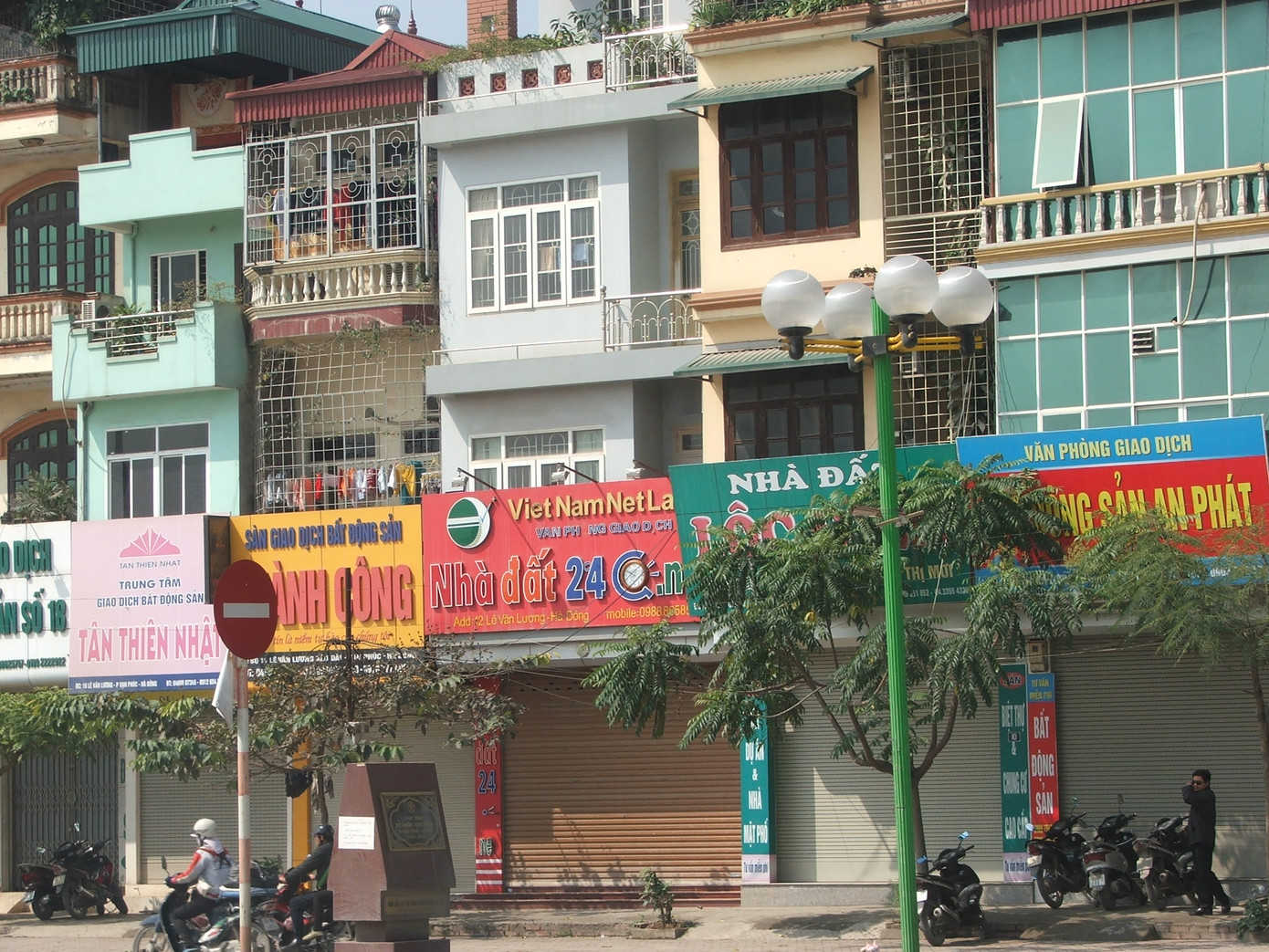 Nhiều công ty địa ốc phải điều chỉnh phương án kinh doanh