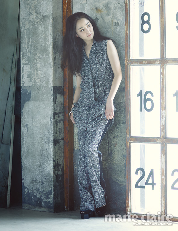 Moon Geun Young “lột xác” trên Marie Claire ảnh 3