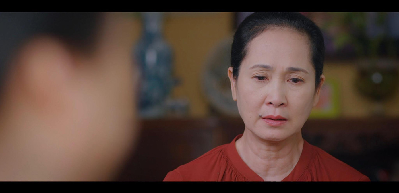 Bà Hiền đã ăn năn vì đối xử không tốt với Khánh và mù quáng bênh vực Thương nên đẩy gia đình con trai tới bờ vực ly hôn. Bà Hiền đã ăn năn vì đối xử không tốt với Khánh và mù quáng bênh vực Thương nên đẩy gia đình con trai tới bờ vực ly hôn.