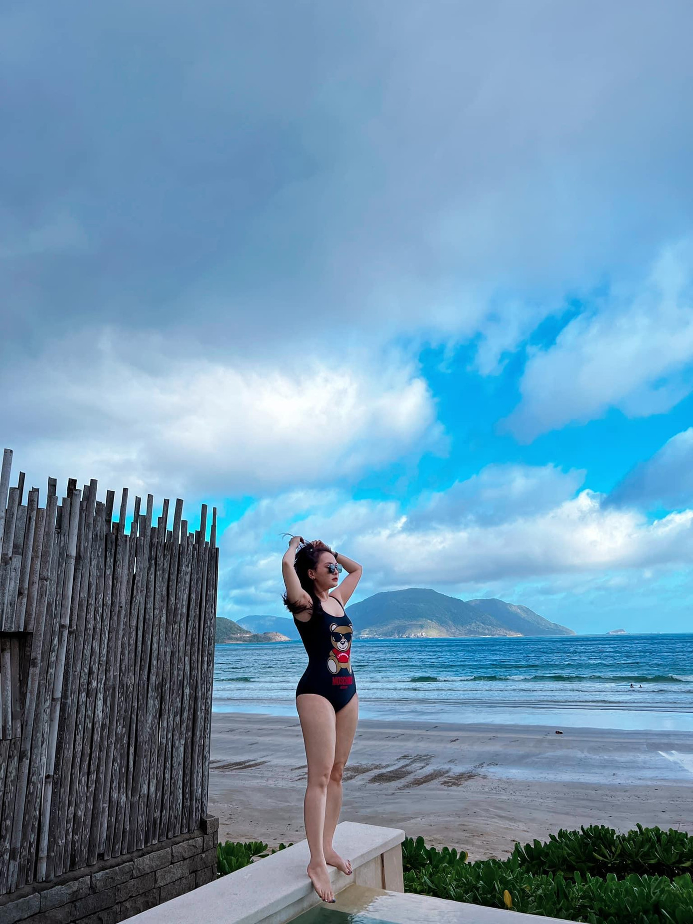 Mới đây, Bảo Thanh đã chính thức trở lại sân khấu kịch sau thời gian nghỉ sinh bé thứ hai. Khán giả kì vọng nữ diễn viên sớm xuất hiện trên màn ảnh nhỏ.