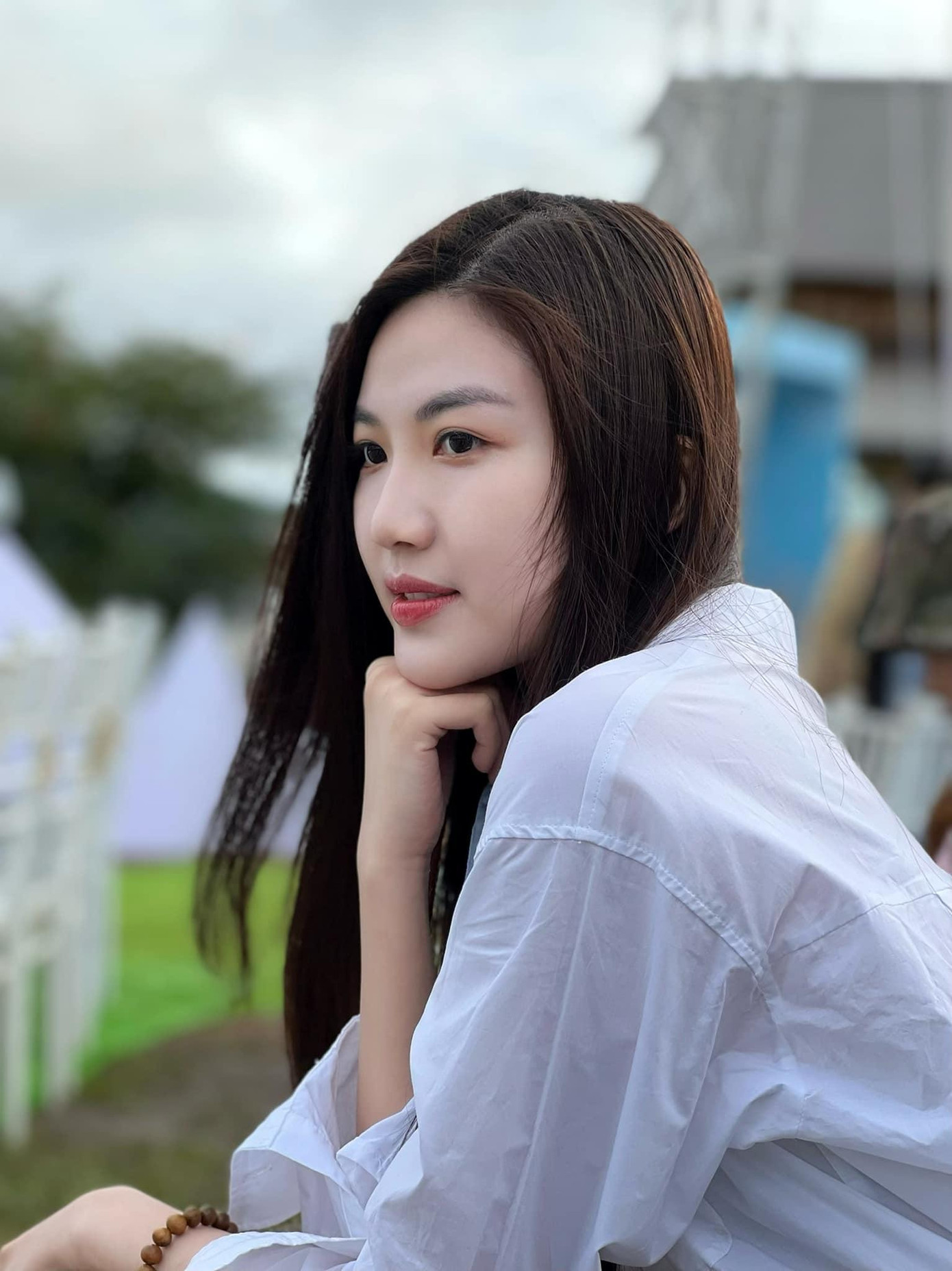 Cô ghi dấu ấn mạnh mẽ từ vai Trà tiểu tam trong phim “Hoa hồng trên ngực trái”. Trái ngược với vẻ ngây thơ, ngốc nghếch trong các vai diễn trước đó, Lương Thanh vào vai một cô gái có tính cách lẳng lơ, trơ trẽn và thủ đoạn. Lương Thanh từng chia sẻ: "Thú thực, khi đọc kịch bản, tôi nghĩ trong đầu không biết mình sẽ phải làm thế nào, vì cô này có nhiều tính cách trong cùng một con người. Nhưng ai cũng muốn phá bỏ giới hạn của mình, nên tôi phải cố gắng làm tốt".