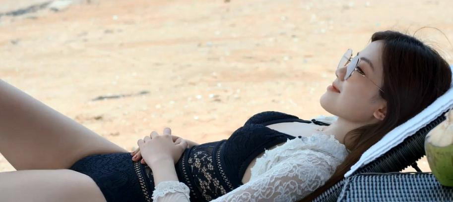 Lương Thanh hiếm khi chia sẻ hình ảnh nóng bỏng lên trang cá nhân.