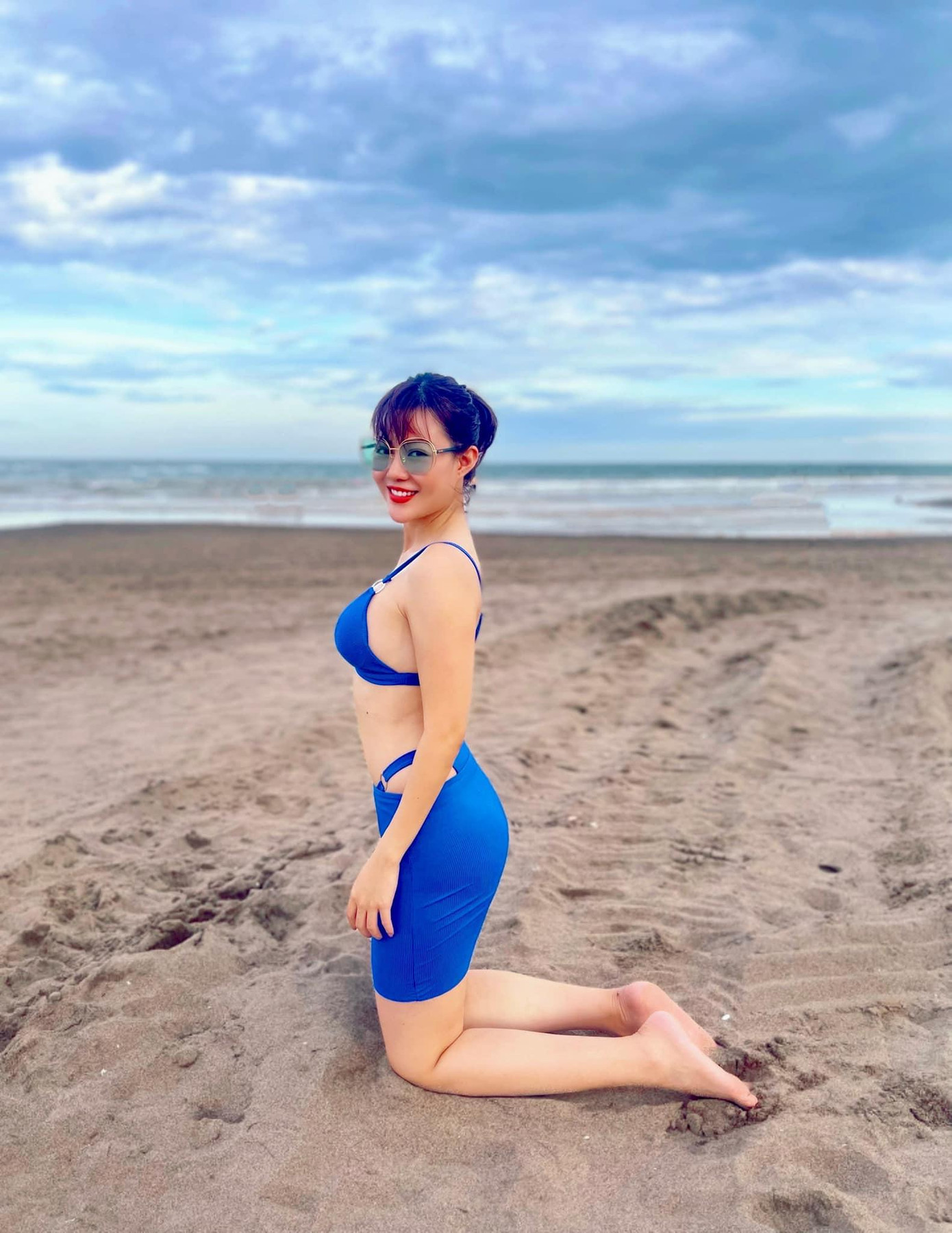 Thanh Hương từng thi Sinh viên thanh lịch toàn thành phố Hà Nội, lọt top 5, khi đang là sinh viên Trường Cao đẳng Nghệ thuật Hà Nội. Năm 2006, Thanh Hương dự thi Hoa khôi Hải Dương và giành vị trí Á hậu 1 khi vừa tròn 17 tuổi. Thanh Hương từng thi Sinh viên thanh lịch toàn thành phố Hà Nội, lọt top 5, khi đang là sinh viên Trường Cao đẳng Nghệ thuật Hà Nội. Năm 2006, Thanh Hương dự thi Hoa khôi Hải Dương và giành vị trí Á hậu 1 khi vừa tròn 17 tuổi.