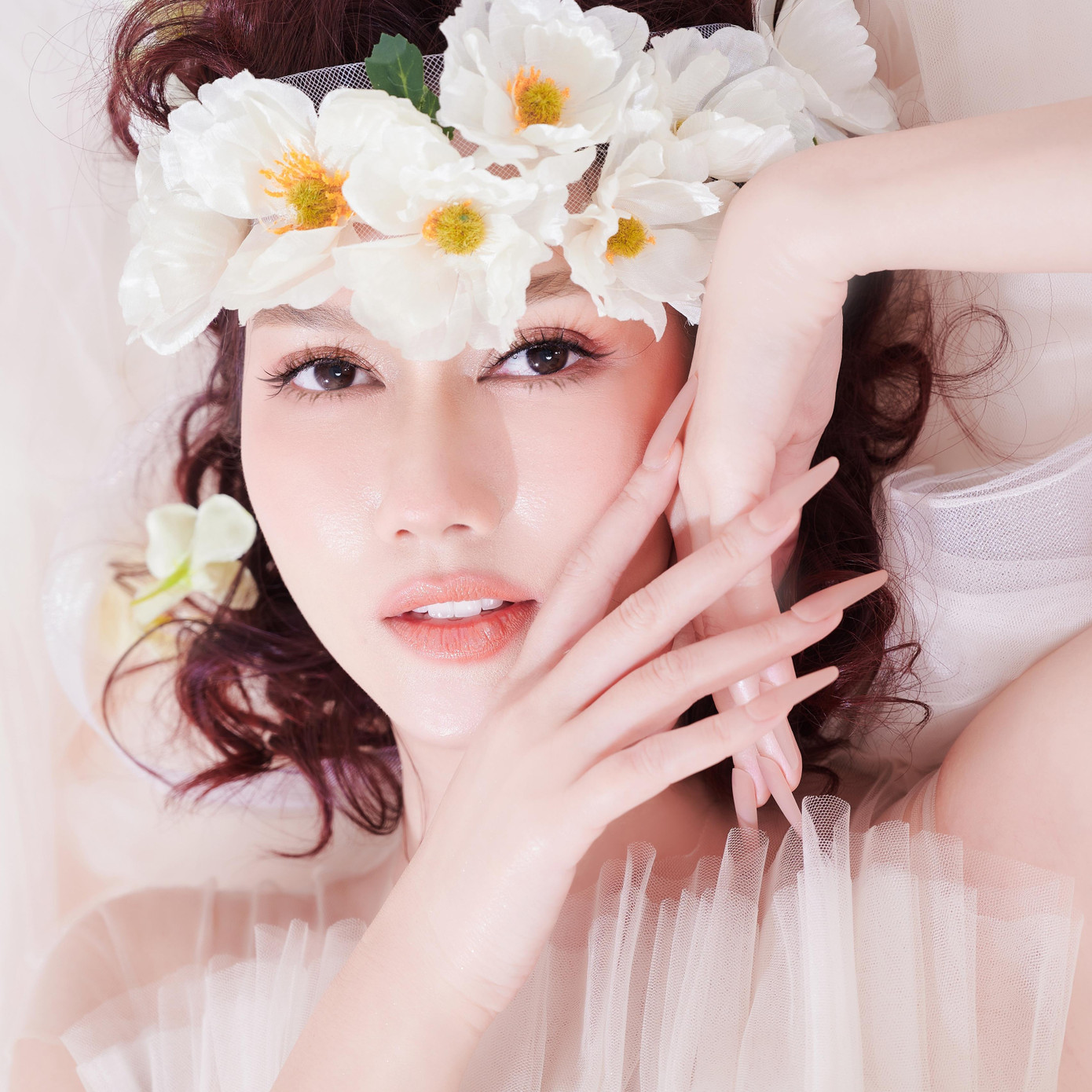 Sau biến cố trong chuyện tình cảm, Hương Giang đang dành thời gian để sắp xếp lại cuộc sống.