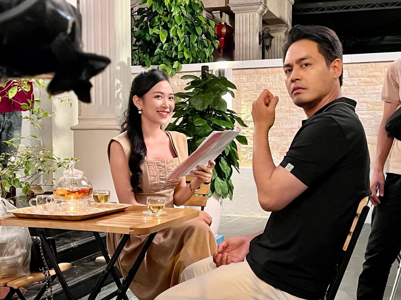 Kim Oanh vào vai người yêu MC Phan Anh trong phim "Lối nhỏ vào đời".