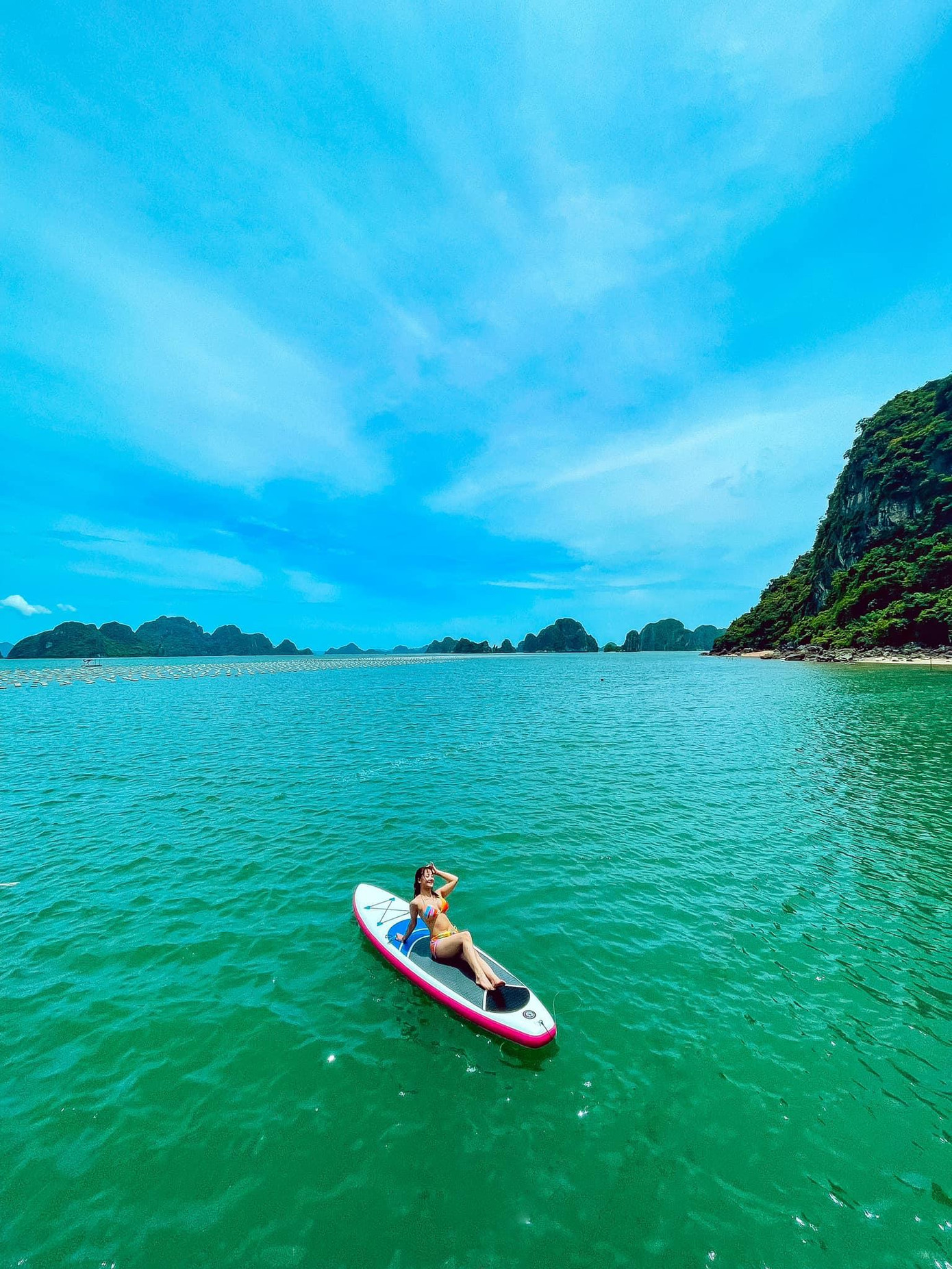 Với diễn xuất tự nhiên, Huyền Thạch để lại dấu ấn khó quên với khán giả truyền hình.