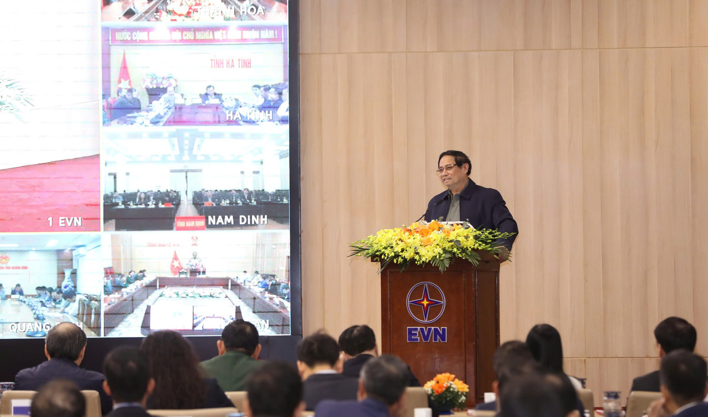 Thủ tướng đề nghị ngành điện cần có những công trình thế kỷ, mang tính chất xoay chuyển tình thế. Thủ tướng đề nghị ngành điện cần có những công trình thế kỷ, mang tính chất xoay chuyển tình thế.