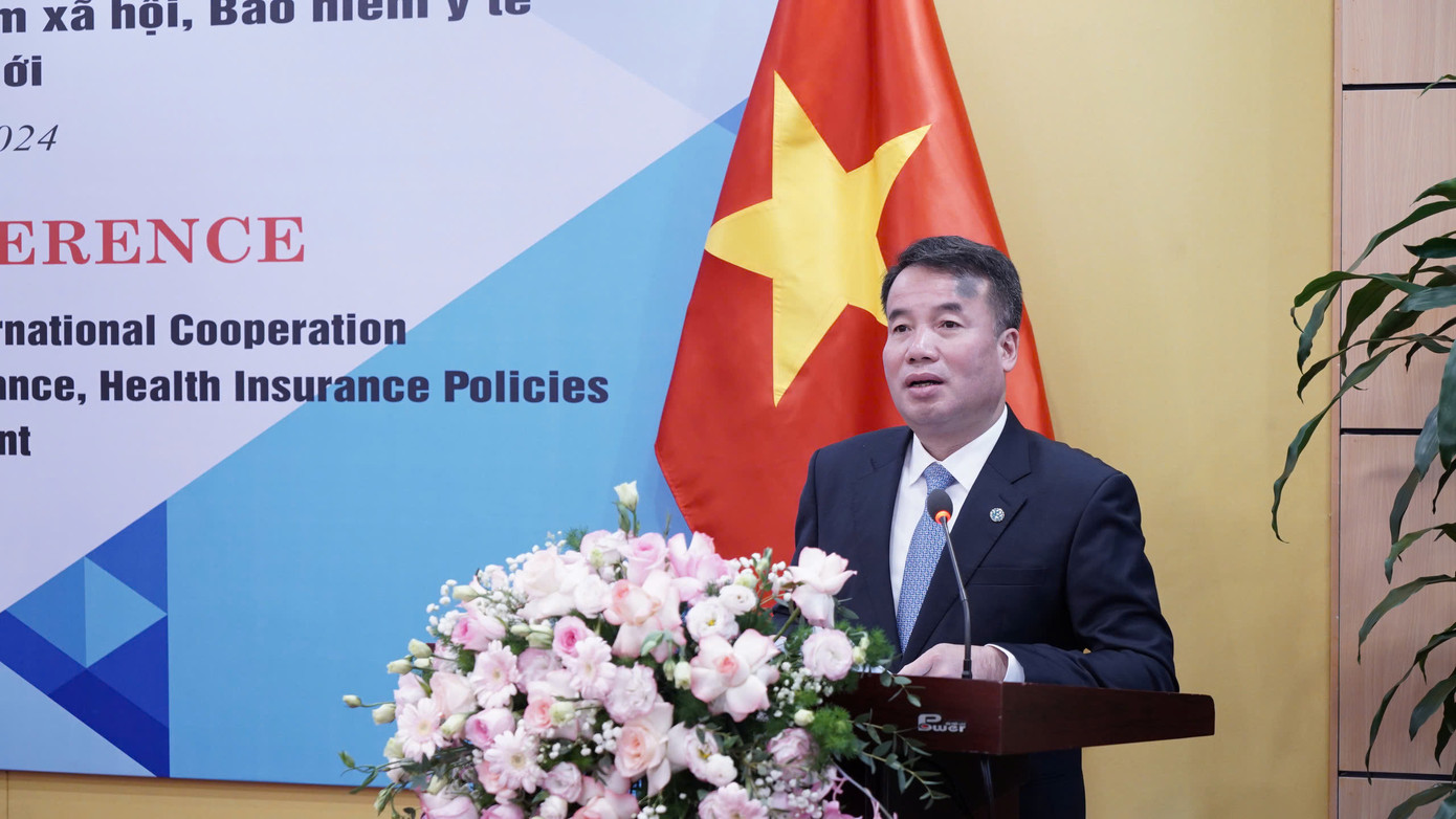 Tổng giám đốc BHXH Việt Nam Nguyễn Thế Mạnh chia sẻ tại hội thảo. Tổng giám đốc BHXH Việt Nam Nguyễn Thế Mạnh chia sẻ tại hội thảo.