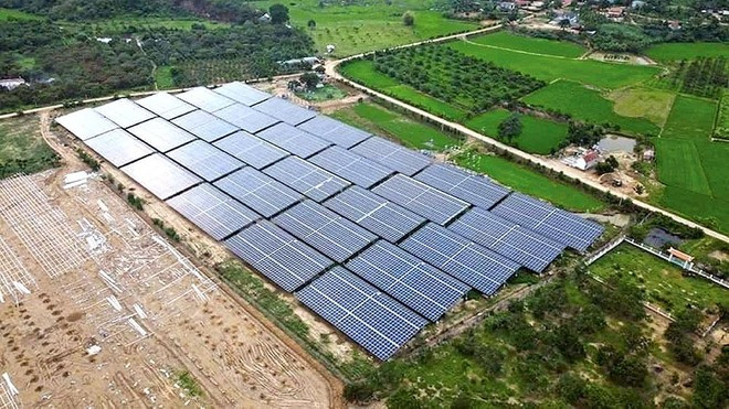 Dự án điện mặt trời "đội lốt" dưới các mô hình nông nghiệp. Ảnh minh họa. Dự án điện mặt trời "đội lốt" dưới các mô hình nông nghiệp. Ảnh minh họa.