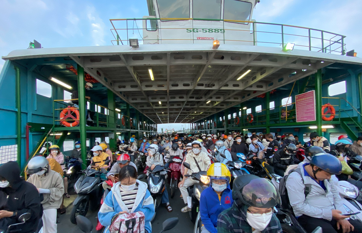 Sở GTVT TPHCM yêu cầu các cơ quan, đơn vị tăng cường công tác đảm bảo trật tự an toàn giao thông đường thủy dịp lễ Quốc khánh 2/9 và khai giảng năm học mới 2023-2024. (Ảnh minh họa) Sở GTVT TPHCM yêu cầu các cơ quan, đơn vị tăng cường công tác đảm bảo trật tự an toàn giao thông đường thủy dịp lễ Quốc khánh 2/9 và khai giảng năm học mới 2023-2024. (Ảnh minh họa)