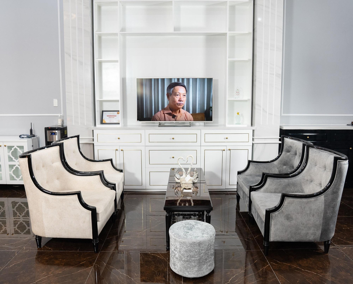 Không gian sang trọng tại Viện thẩm mỹ DIVA Cần Thơ. Không gian sang trọng tại Viện thẩm mỹ DIVA Cần Thơ.