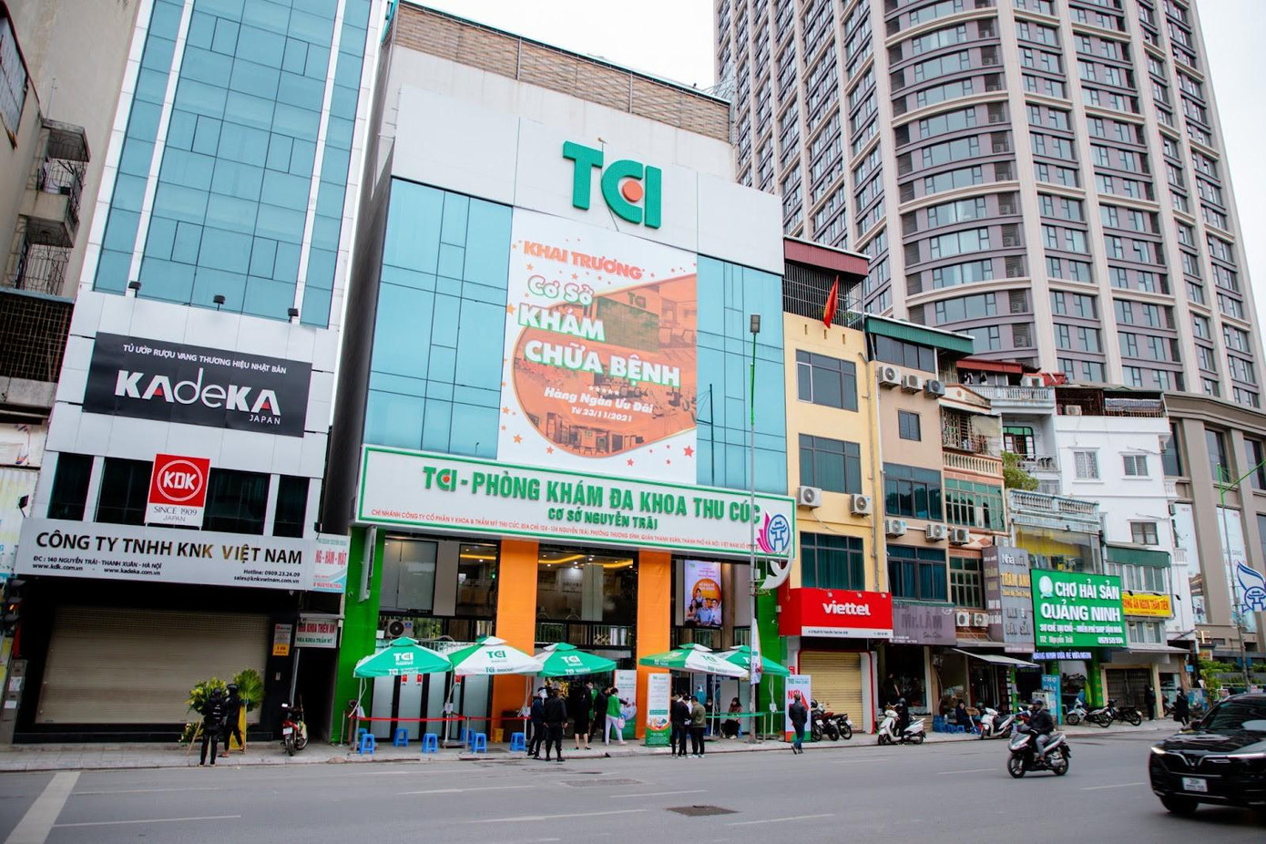 Ngày 23/11 vừa qua, Hệ thống Y tế Thu Cúc TCI chính thức khai trương cơ sở khám chữa bệnh Thu Cúc TCI 136 Nguyễn Trãi. Ngày 23/11 vừa qua, Hệ thống Y tế Thu Cúc TCI chính thức khai trương cơ sở khám chữa bệnh Thu Cúc TCI 136 Nguyễn Trãi.