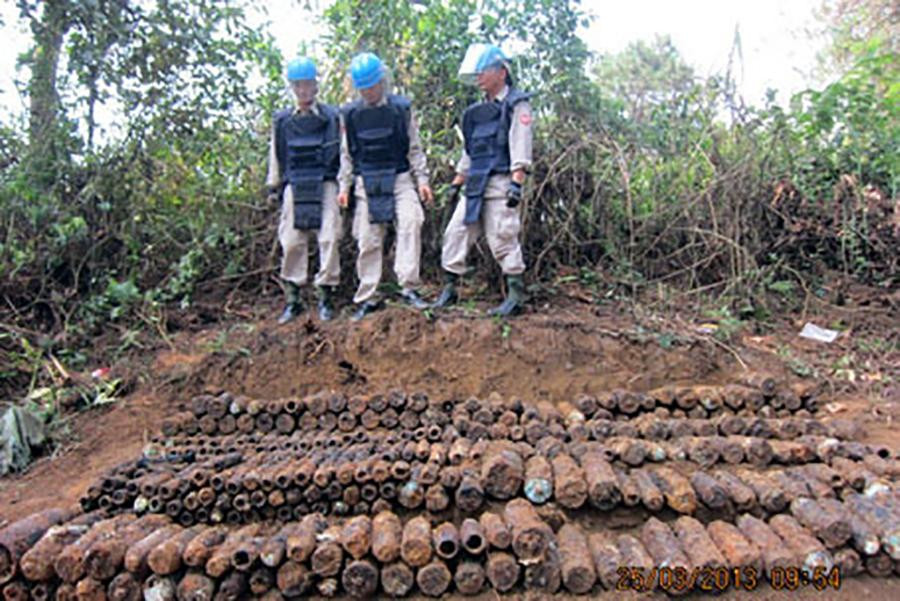 Vẫn còn khoảng 19% diện tích lãnh thổ bị ô nhiễm bom mìn tồn sót sau chiến tranh. Ảnh: BCĐ 701.