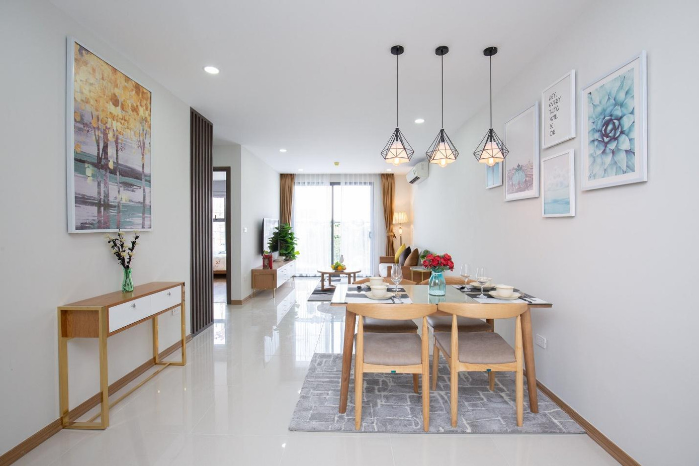 Chủ đầu tư đang hoàn thiện các hệ thống tiện ích dịch vụ để bàn giao cho khách hàng sử dụng