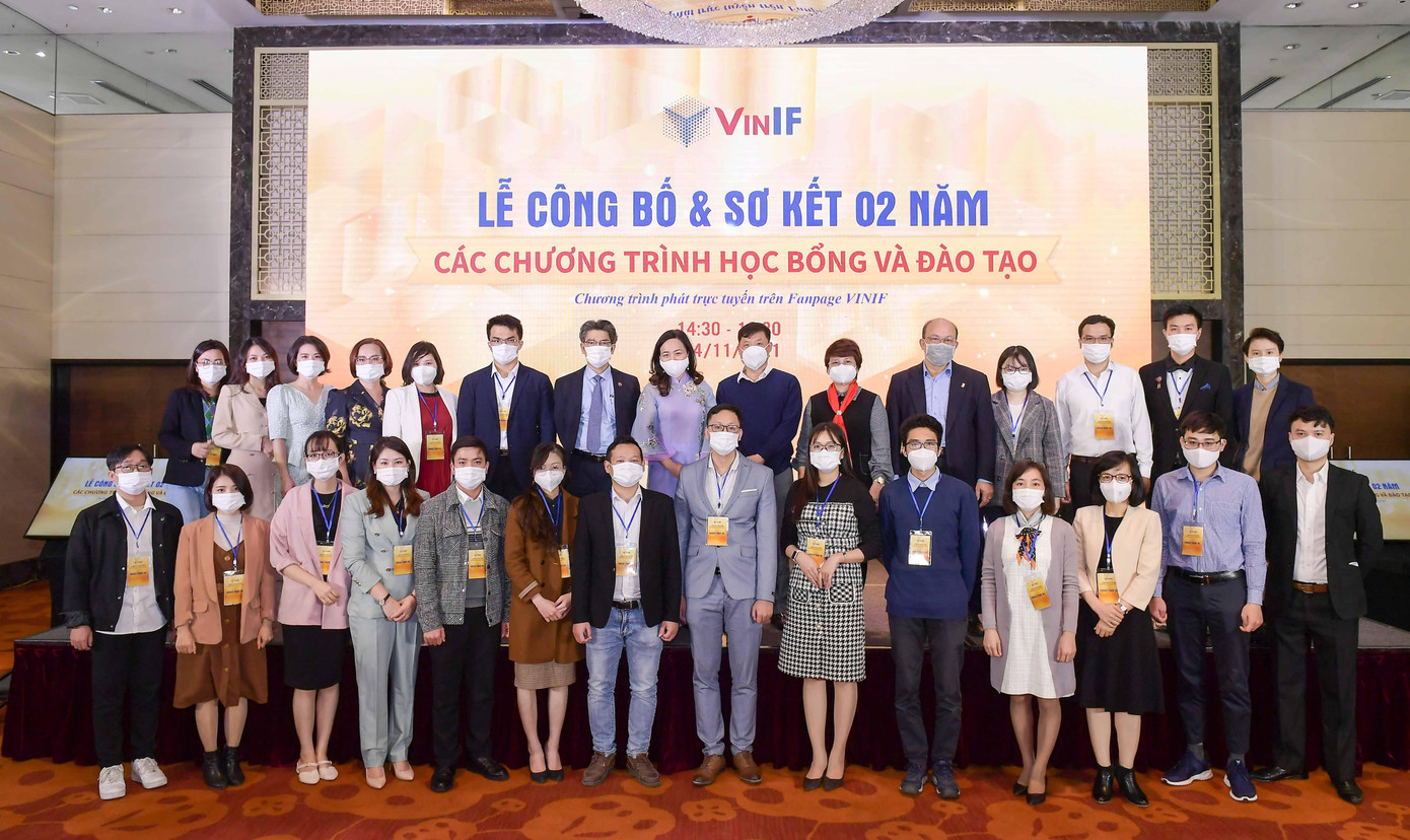 Lễ công bố và sơ kết 2 năm các chương trình học bổng và đào tạo của VinIF diễn ra chiều ngày 24/11/2021 Lễ công bố và sơ kết 2 năm các chương trình học bổng và đào tạo của VinIF diễn ra chiều ngày 24/11/2021