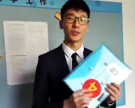 Nam sinh Trung Quốc quyết thi vào trường nữ để tìm bạn gái ảnh 1