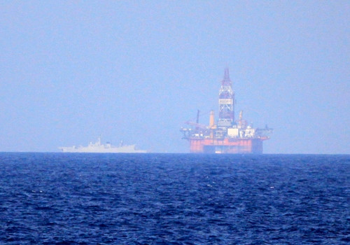 Trung Quốc triển khai 4 lớp tàu quanh giàn khoan ảnh 3