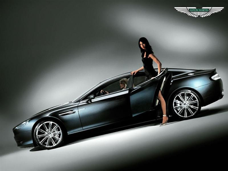 Một chiếc Aston Martin (nguồn : luxurycarwallpape) Một chiếc Aston Martin (nguồn : luxurycarwallpape)