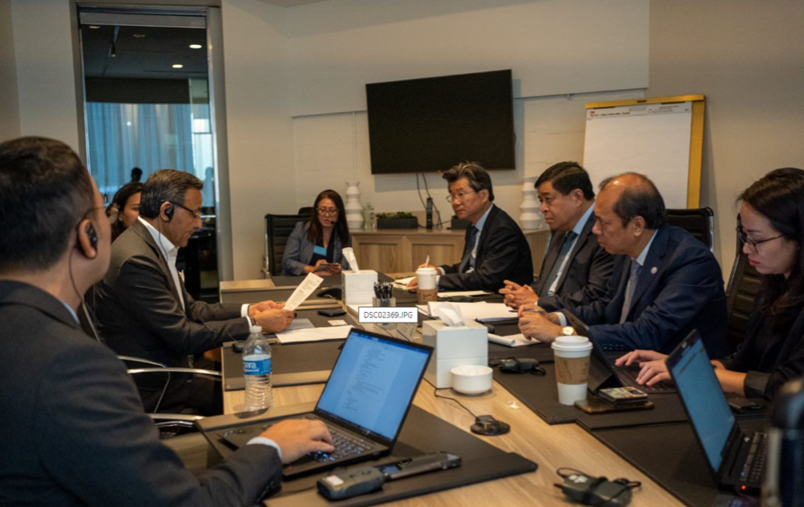 Quỹ KKR sẽ hỗ trợ Việt Nam trong việc xây dựng, phát triển trung tâm tài chính quốc tế