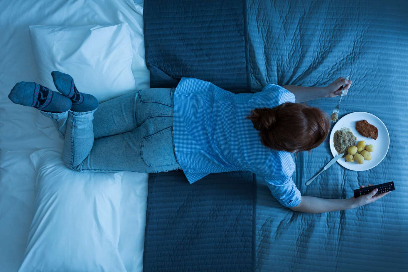 Tuyệt đối không ngủ ngay sau khi ăn. Tuyệt đối không ngủ ngay sau khi ăn.