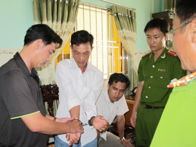 Bắt khẩn cấp Trần Văn Hưng Ảnh: Nguyễn Tiến Hưng